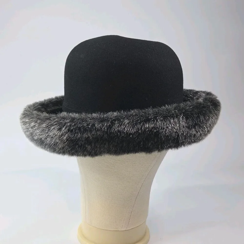 Betmar New York Hat 100% Wool Red Black Flower One Size Women Winter Lot of TWO